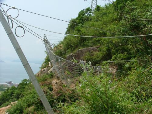 如何做好被動(dòng)落石防護(hù)網(wǎng)的防護(hù)工作