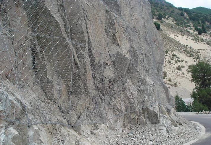 山體落石防護(hù)網(wǎng)是如何分類的 山體落石防護(hù)網(wǎng)是如何分類的