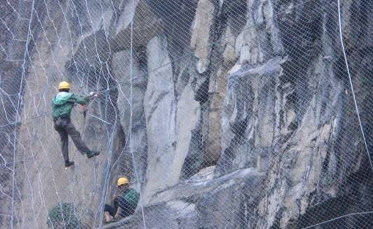 山體落石防護(hù)網(wǎng)是如何分類的 山體落石防護(hù)網(wǎng)是如何分類的