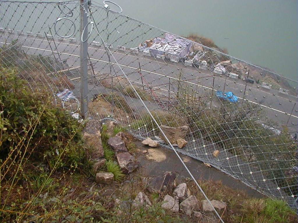 邊坡落石防護(hù)網(wǎng)的環(huán)保能力需求 邊坡落石防護(hù)網(wǎng)的環(huán)保能力需求